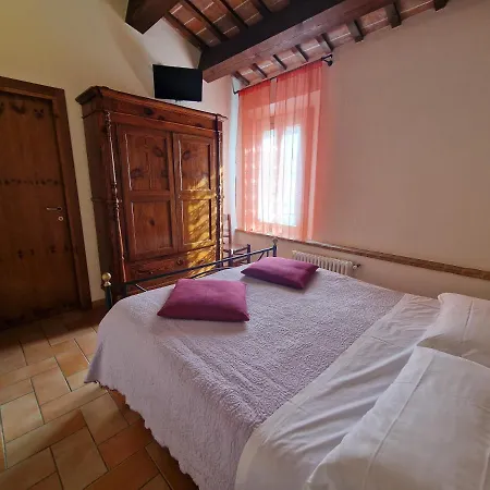 Agroturismo E Cantina La Sabbiona *