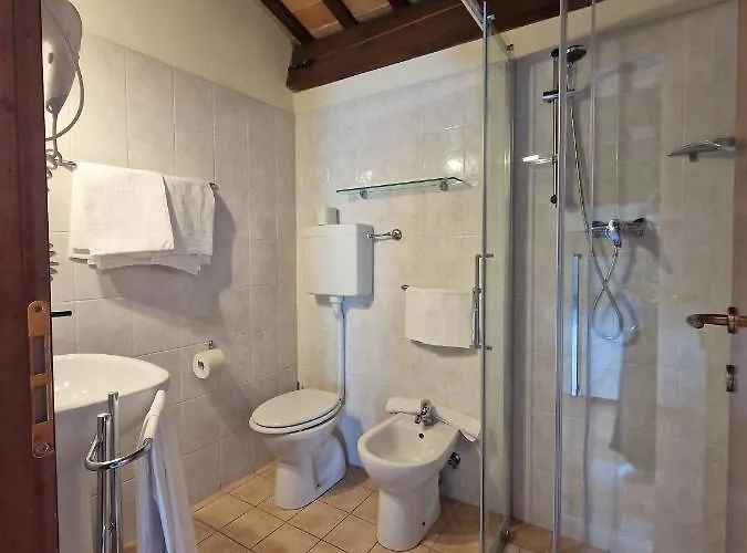 E Cantina La Sabbiona Agroturismo *